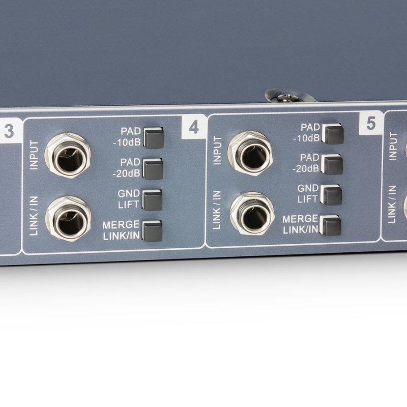Palmer PAN 16 - 19" DI Box 8 Channels Passive Closeup 2
