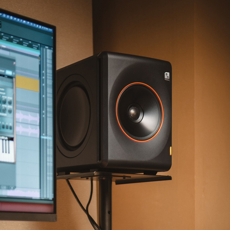 Palmer ORBIT 11 Active 1000W CO-AX 3-Way Studio Monitor in Action
